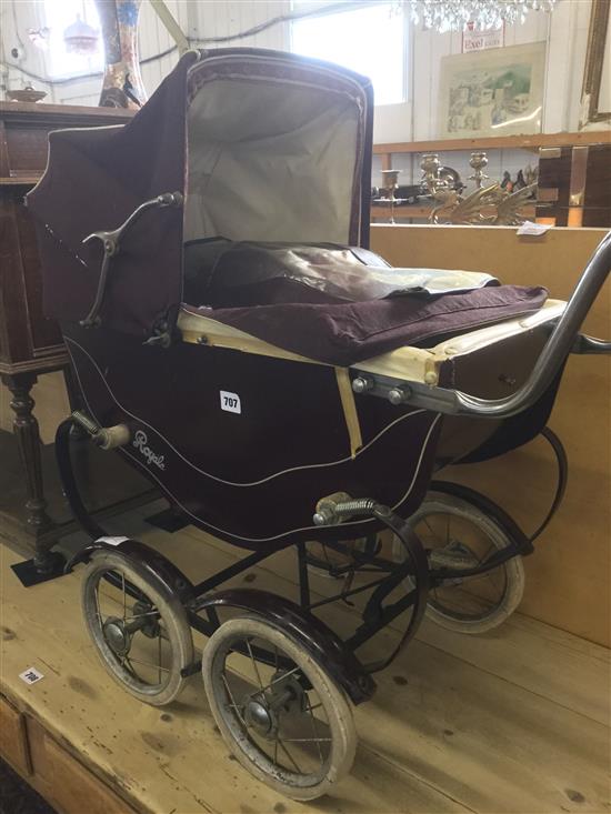 Royale Vintage pram